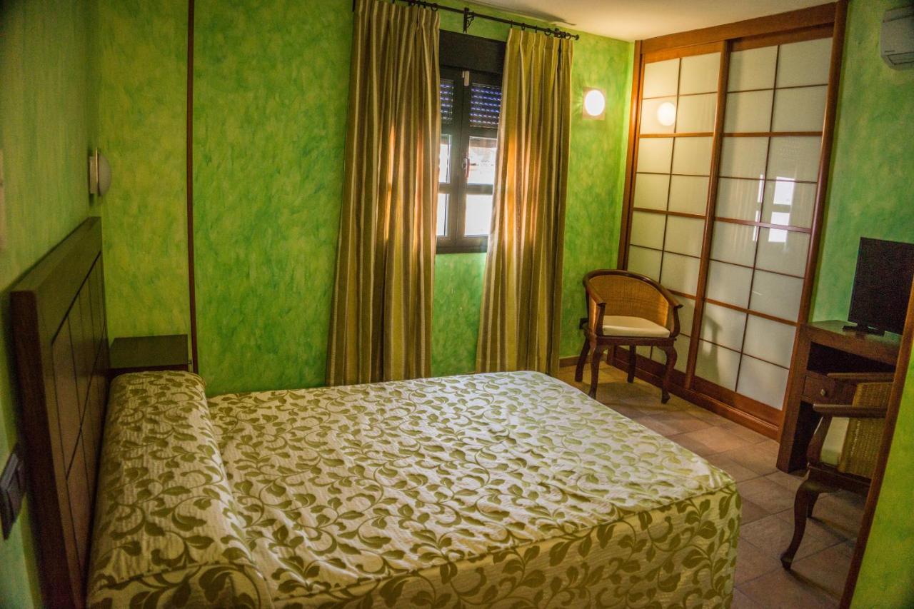 Hotel El Soportal De Uceda Esterno foto